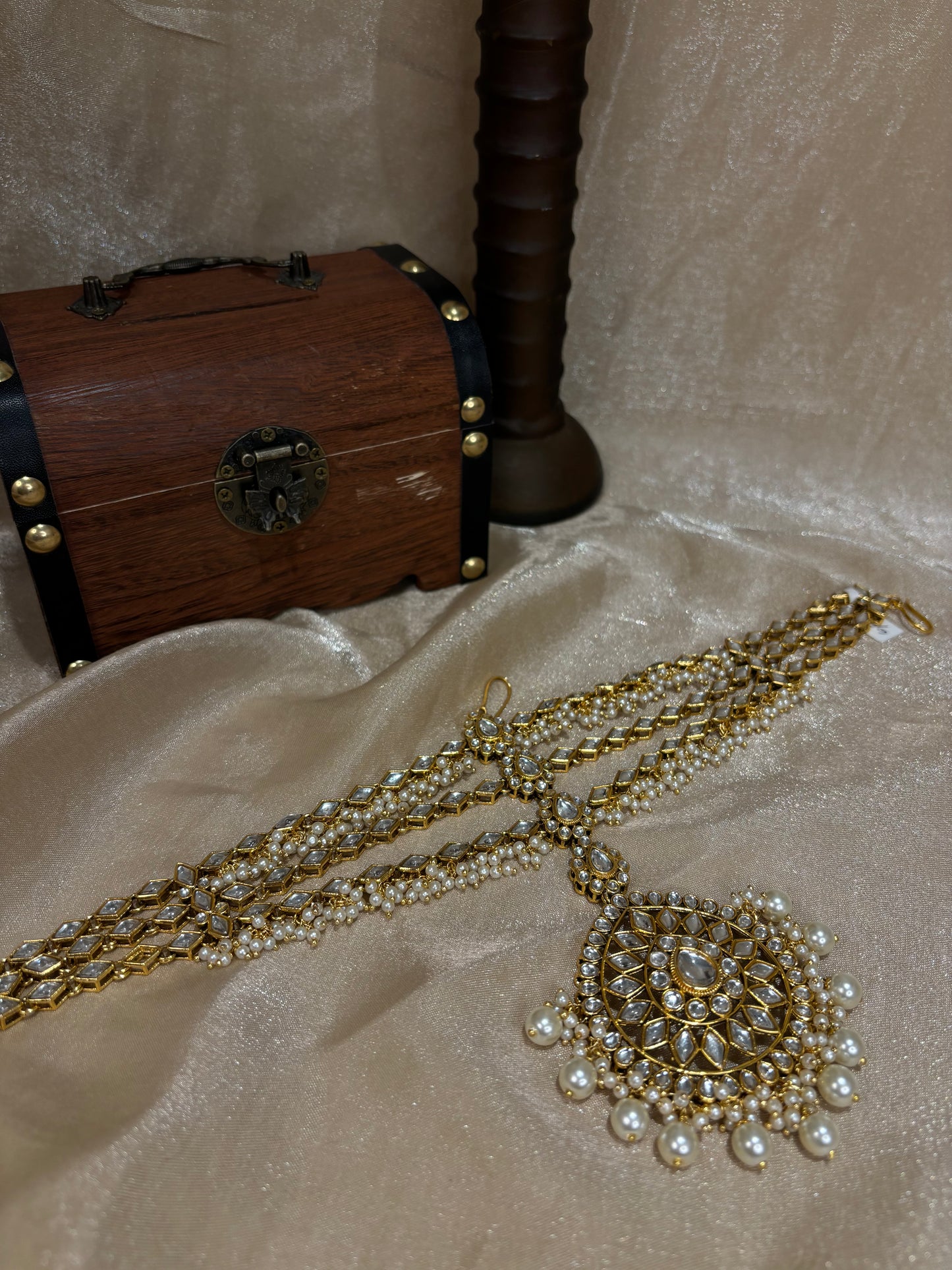 Bridal kundan sheeshphool (headband)