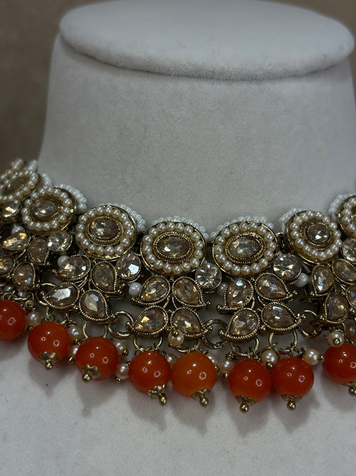 Orange necklace set