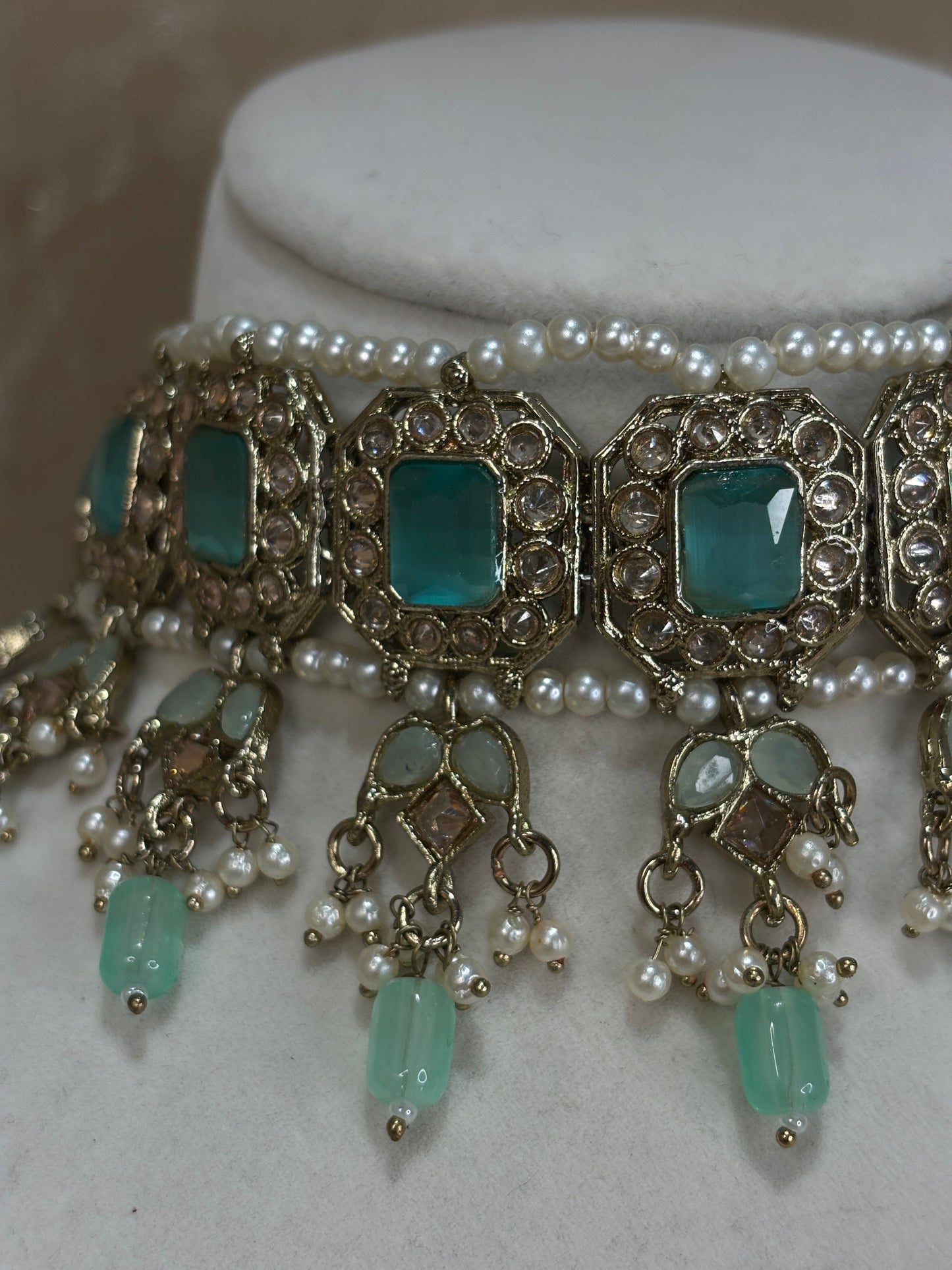 Mint green choker set