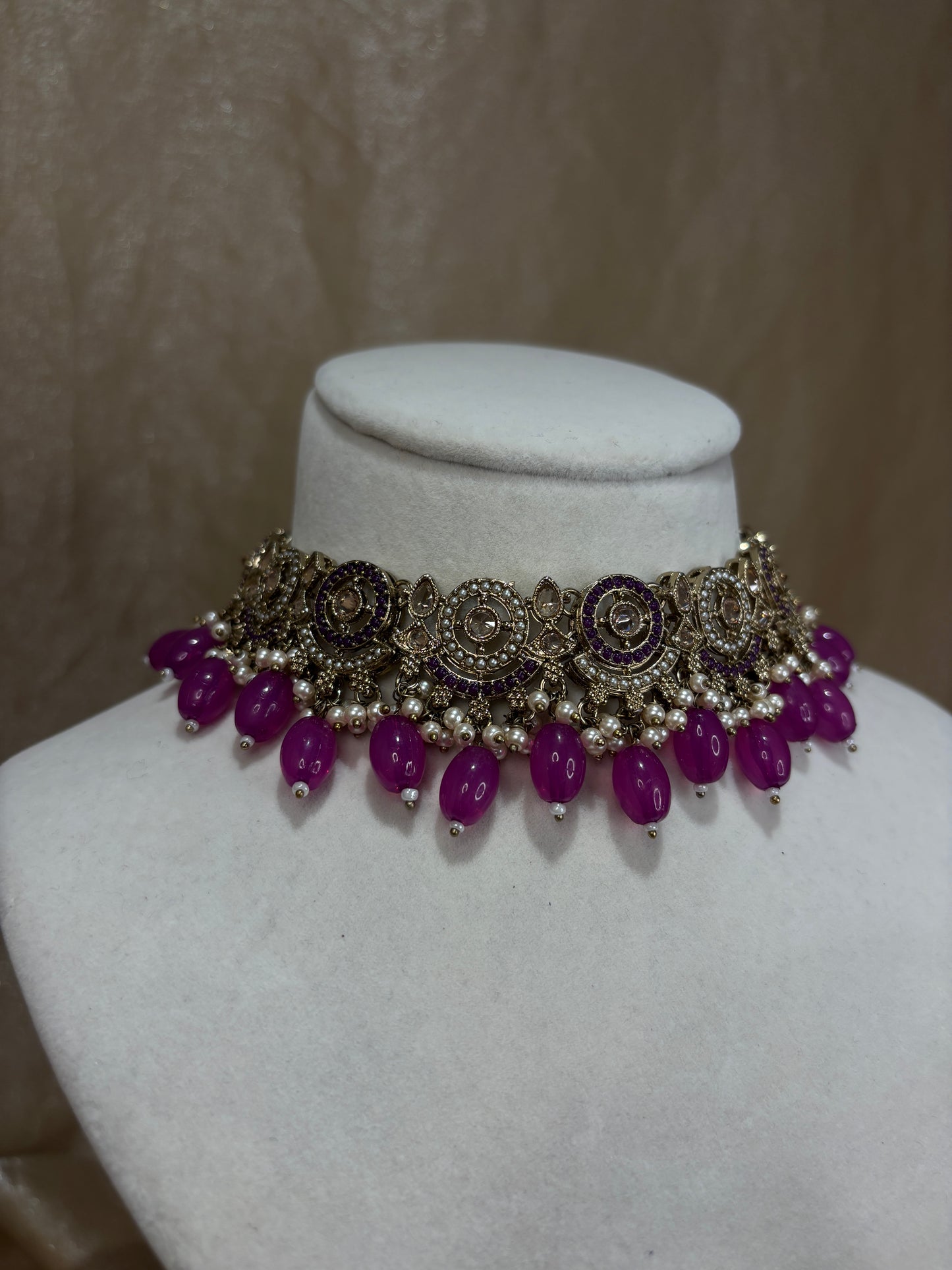 Purple choker set