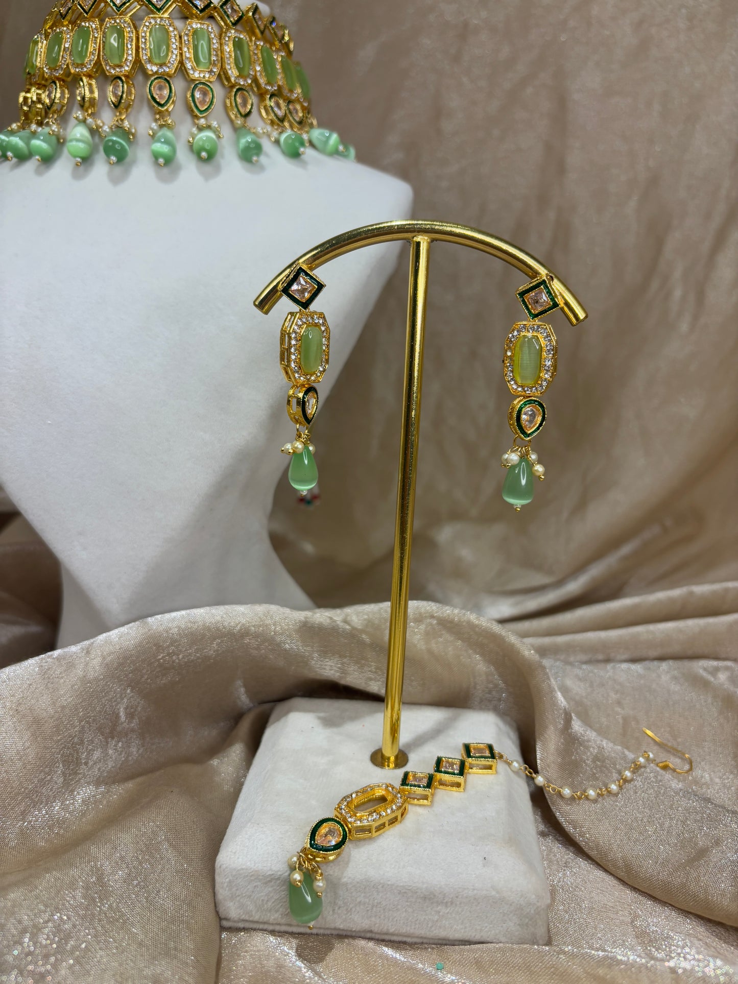 Mint green choker set