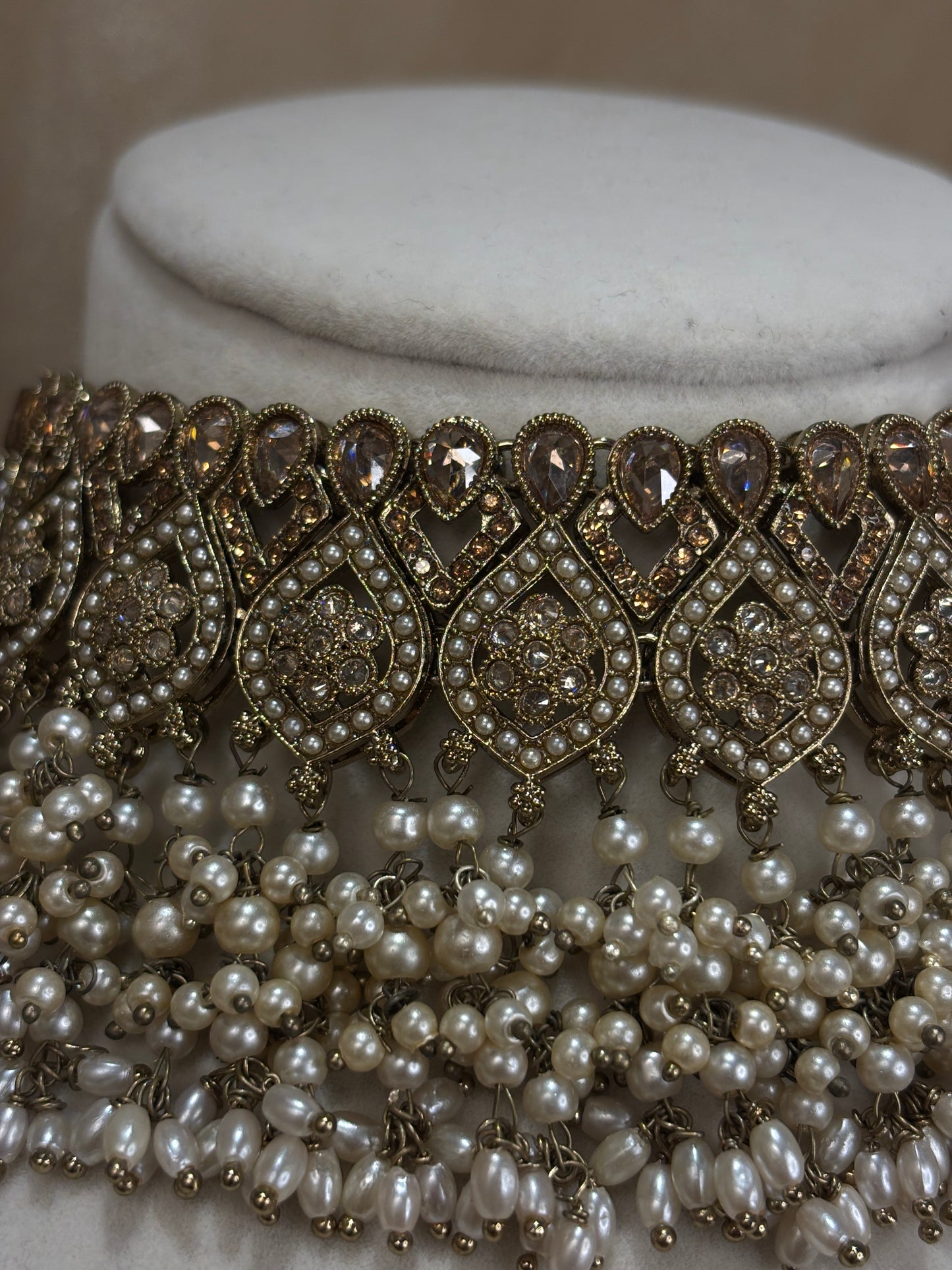 Heavy gold choker set