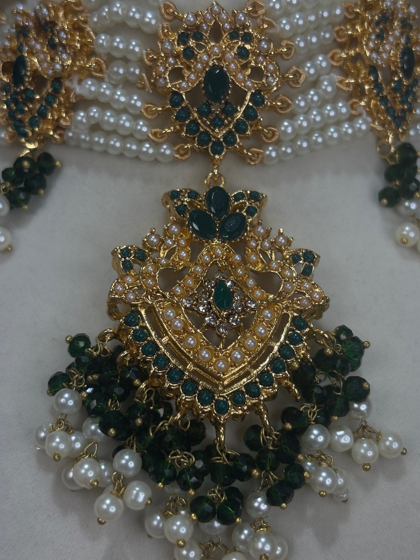 Emerald green nav-rattan choker