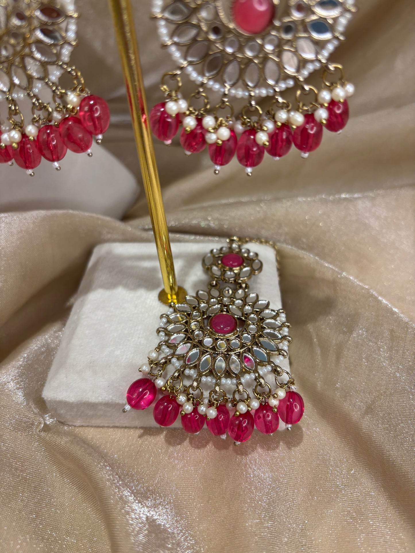 Hot pink mirror work necklace set