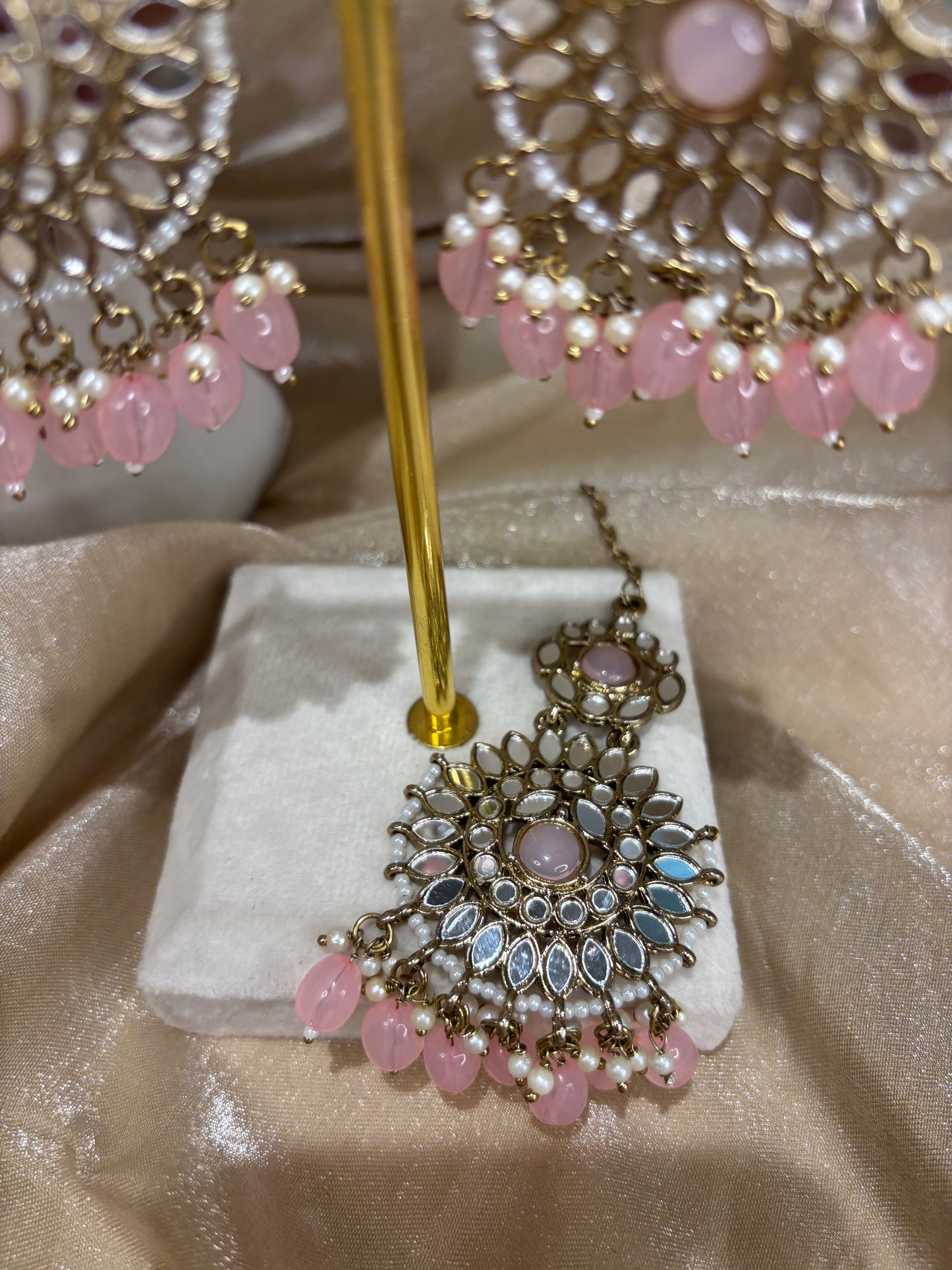 Baby pink mirror work necklace set