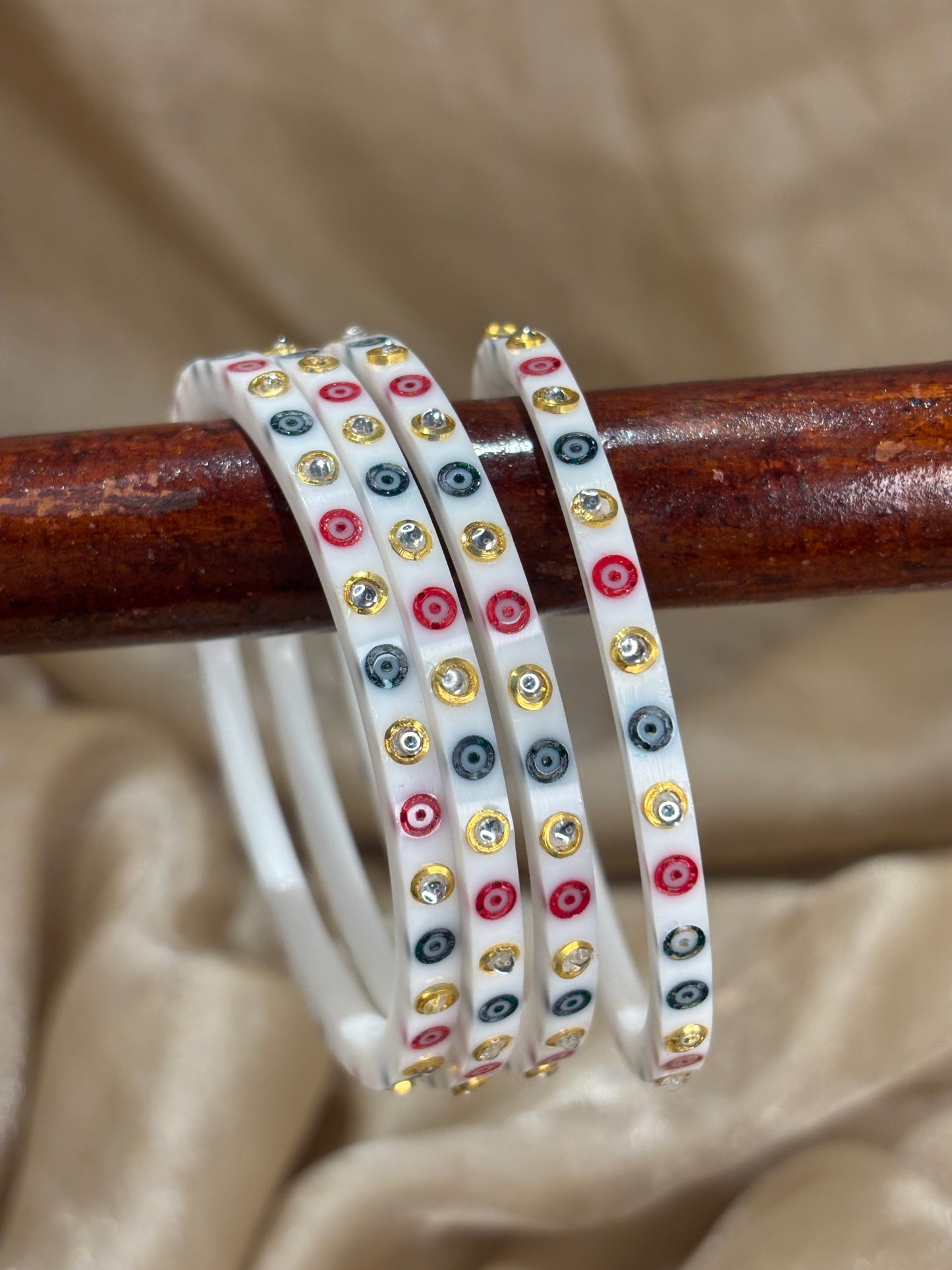 Kundan bindi bangles