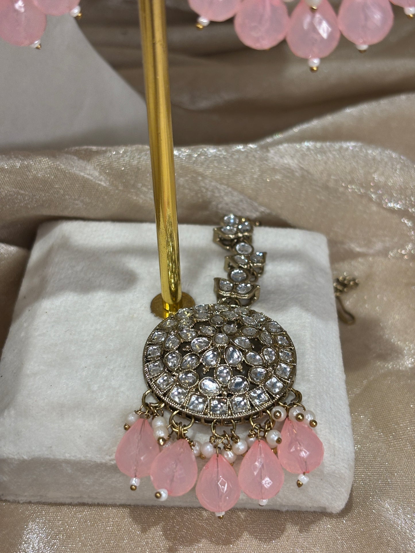 Baby pink necklace set