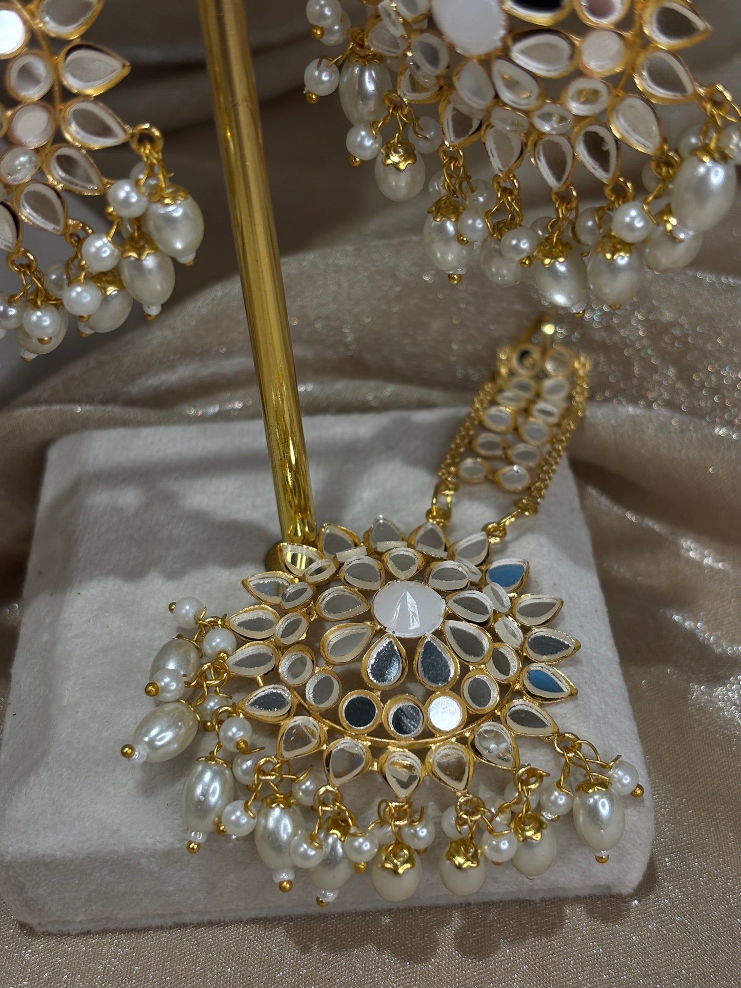 White mirror work choker set