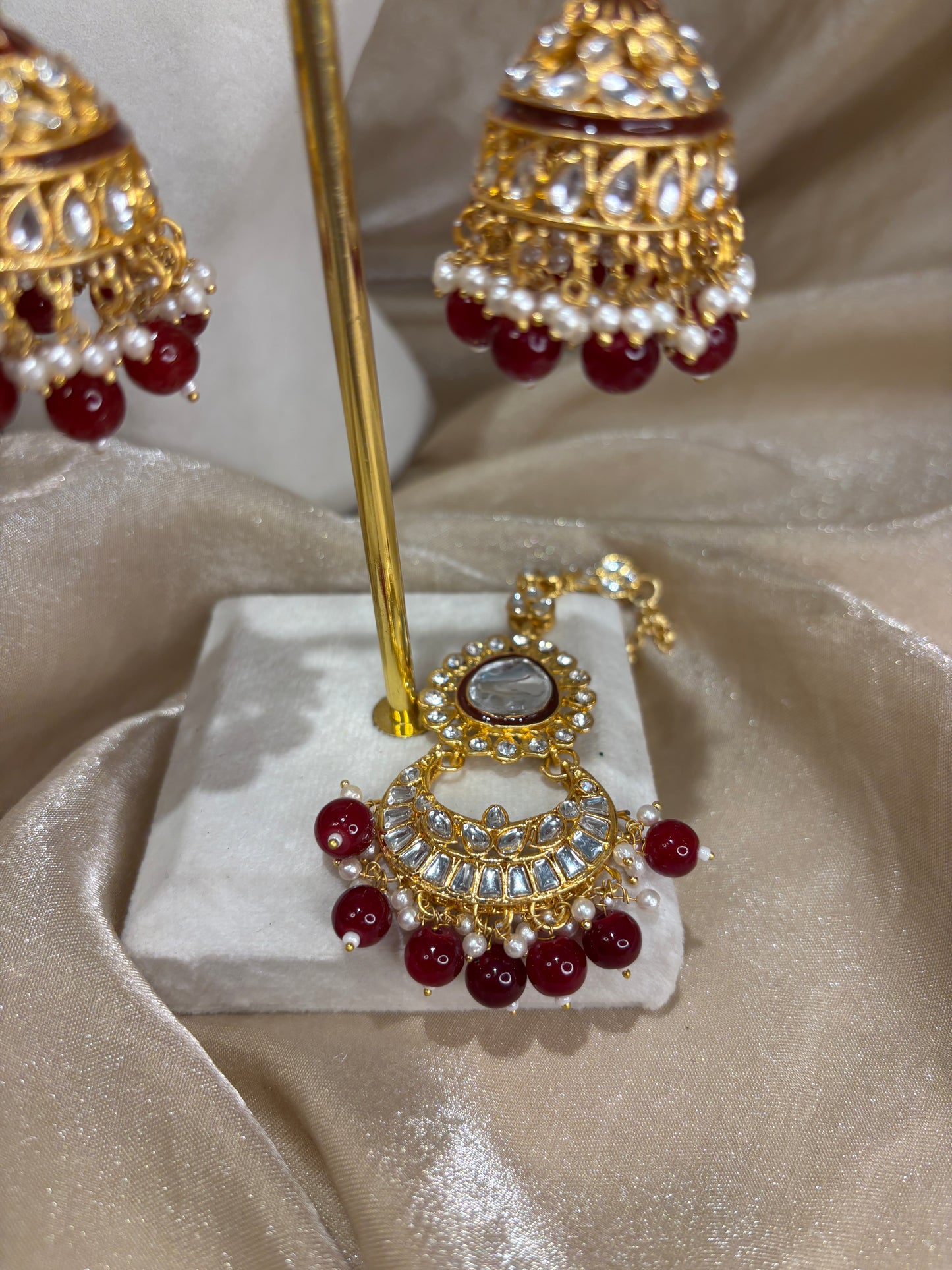 Maroon uncut kundan statement necklace set