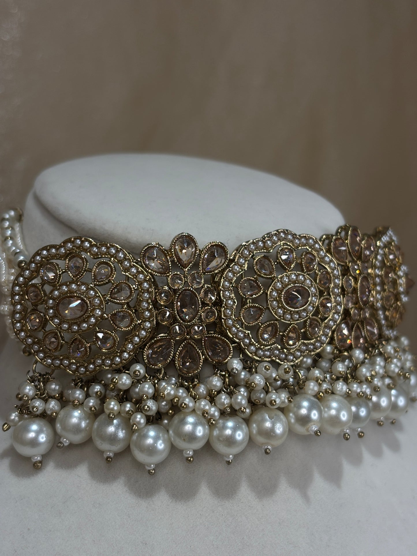 Gold choker set