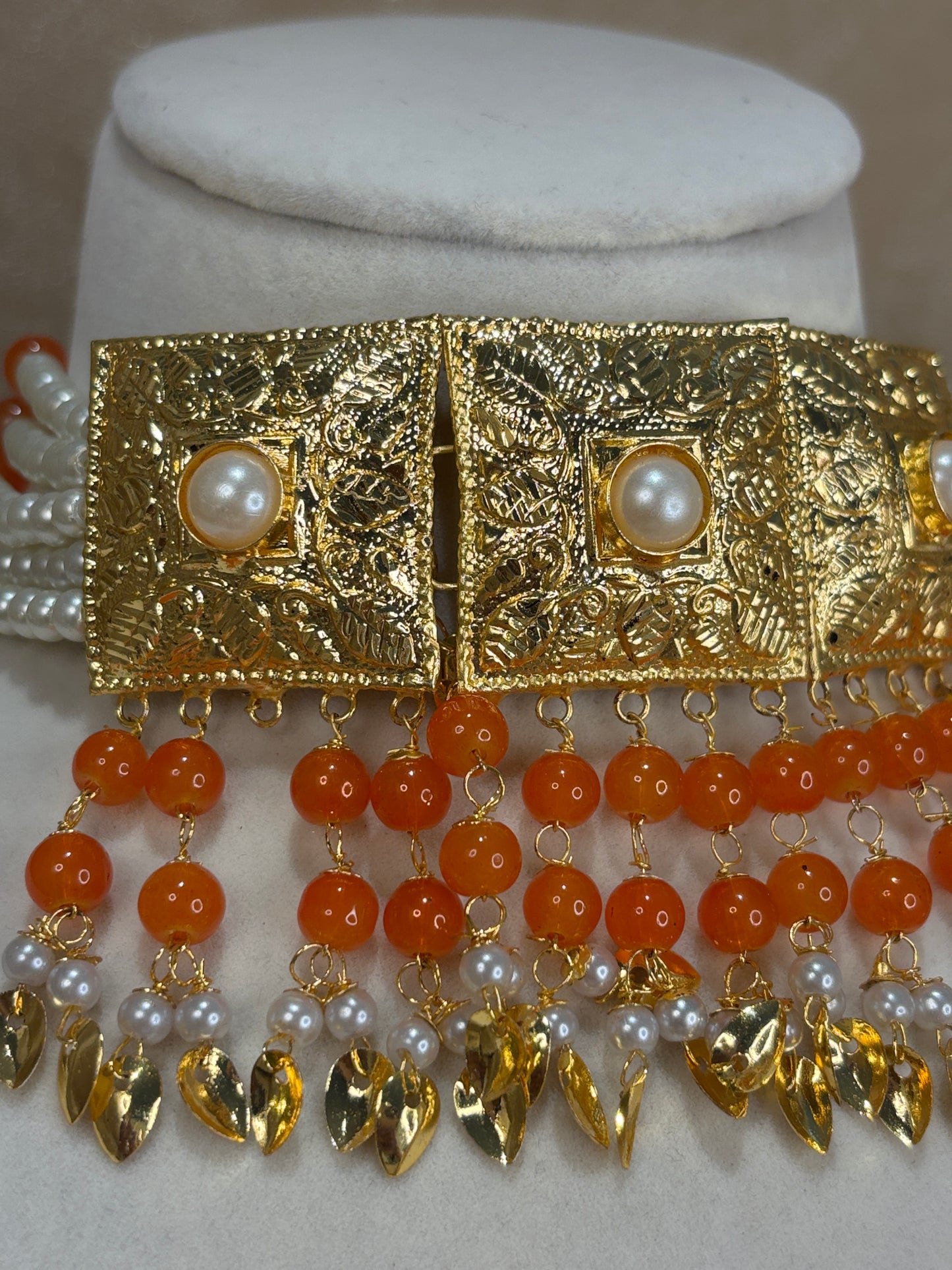 Orange jadau choker set