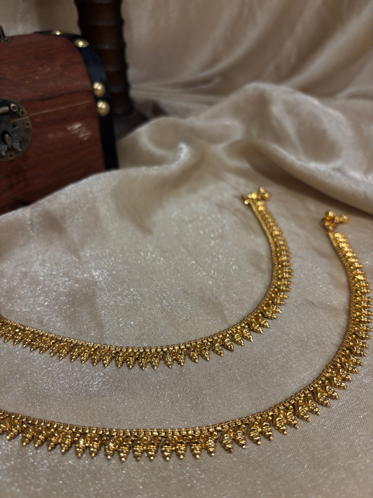 Yellow gold anklets