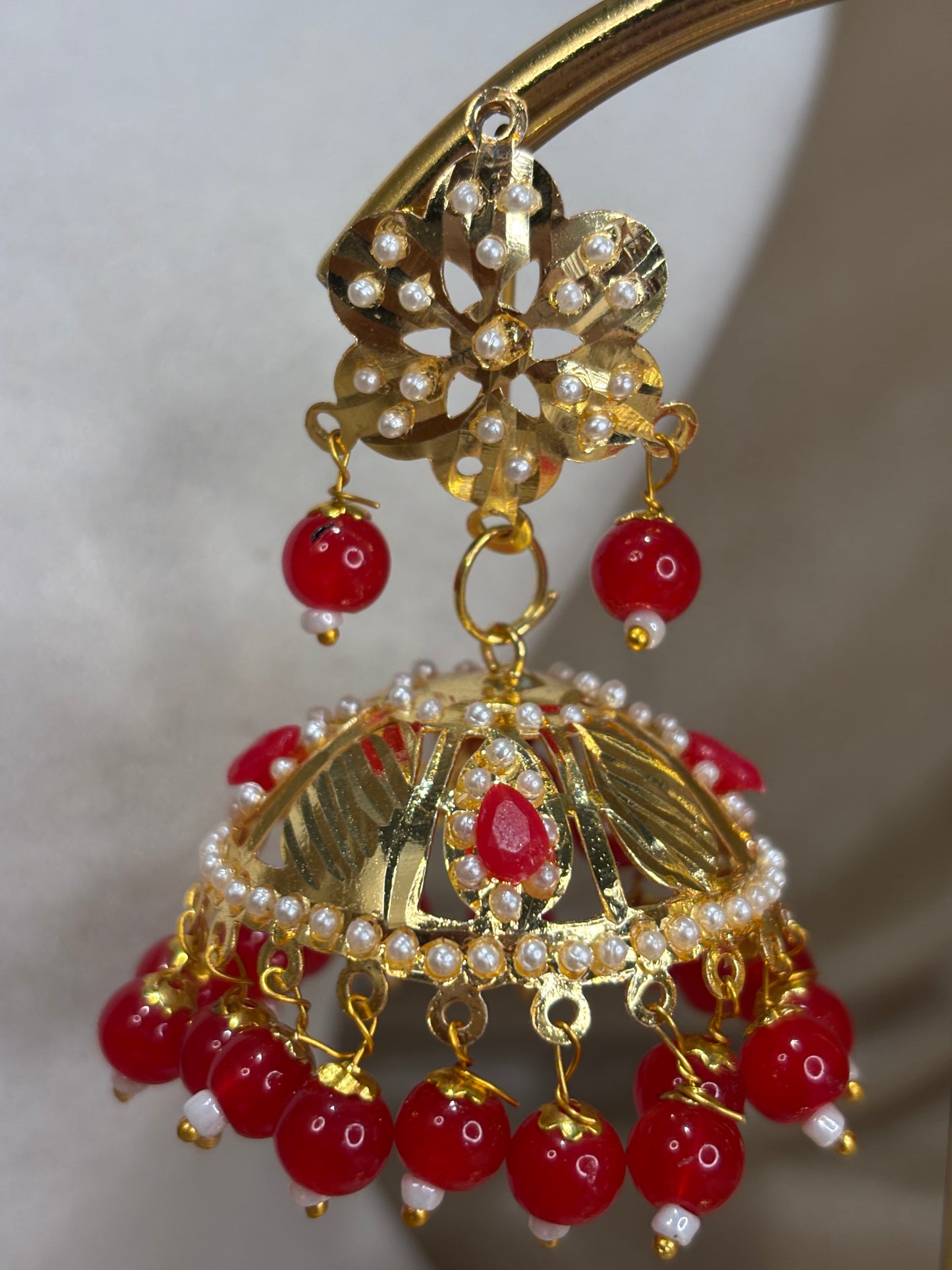 Red jadau choker set