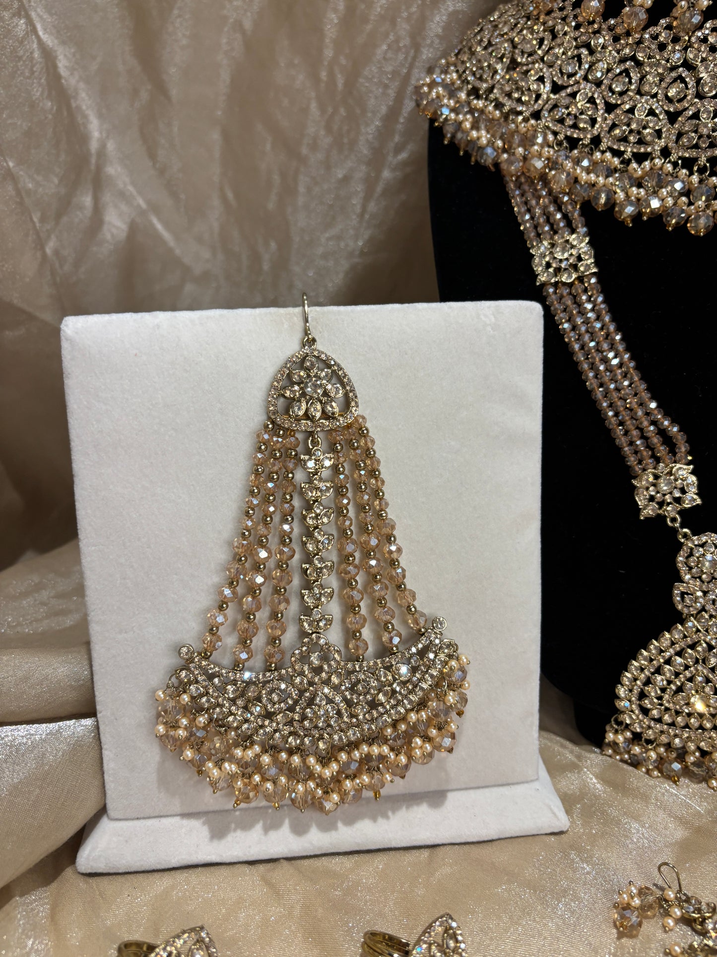 Heavy gold set