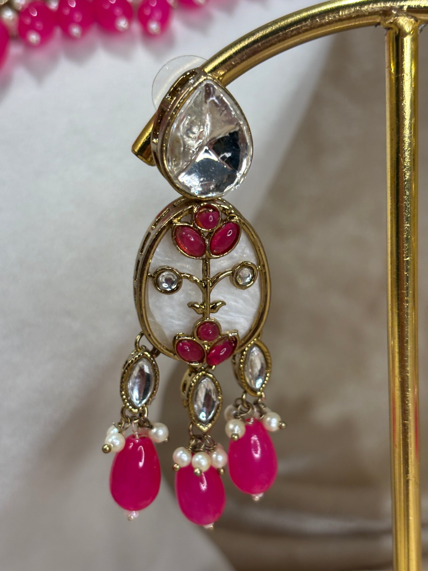 Hot pink mother of pearl choker set