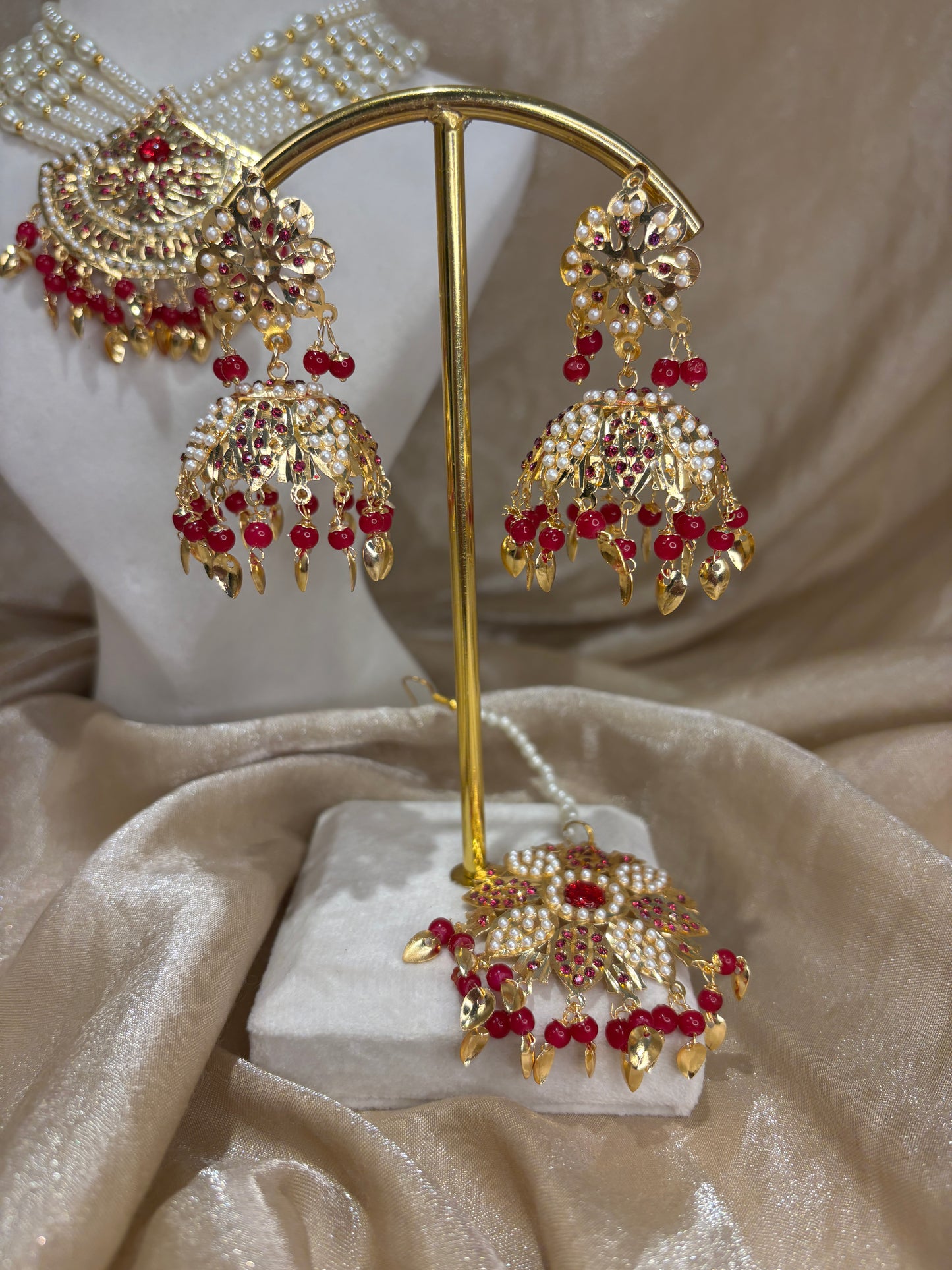 Red jadau necklace set