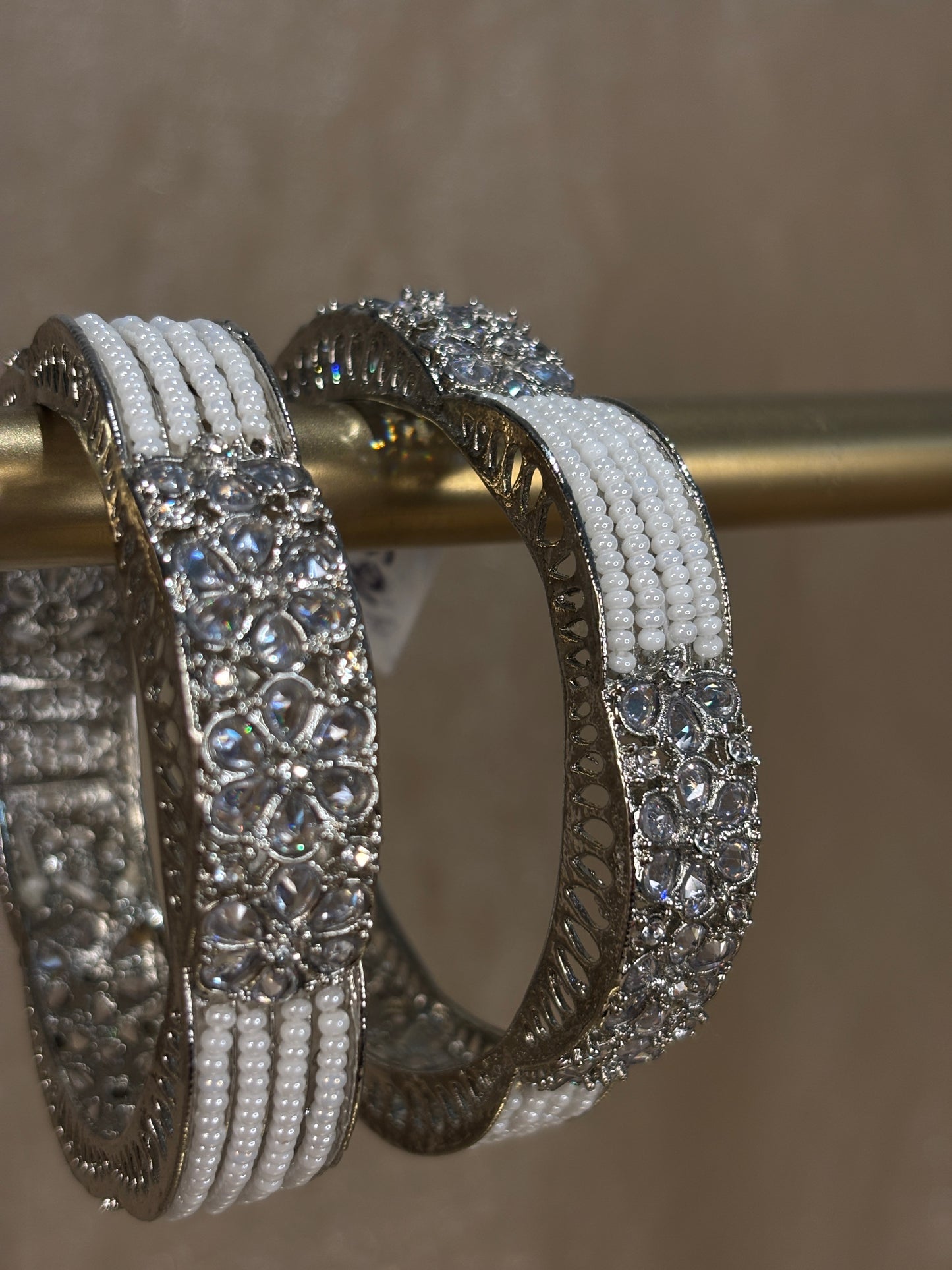 Silver pearl kare