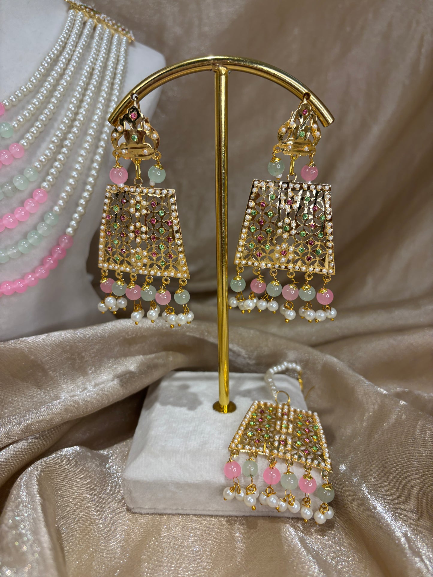 Mint green/baby pink jadau necklace set