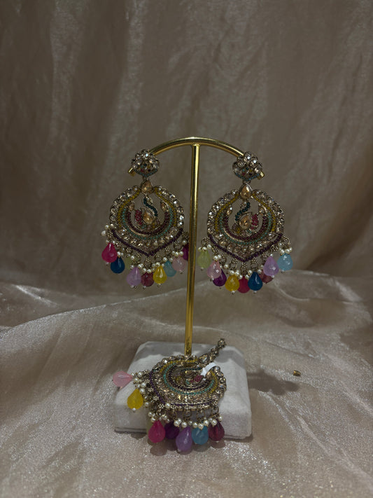 Multi-coloured earring/tikka set