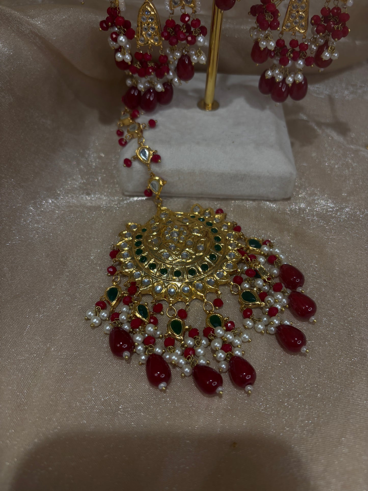 Maroon/emerald green thappa kundan earring/tikka set