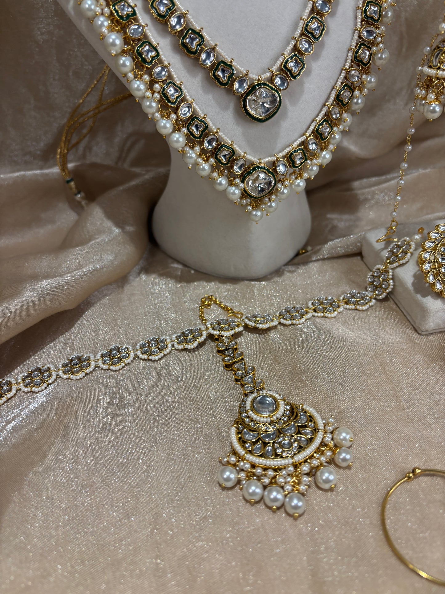 Gold kundan bridal set