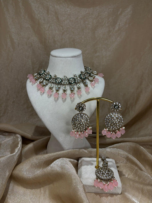 Baby pink necklace set