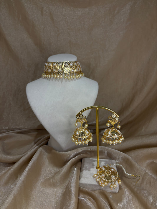 Gold jadau choker set
