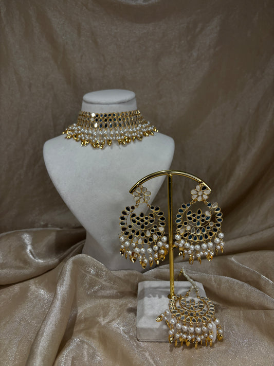 Gold mirror work choker set