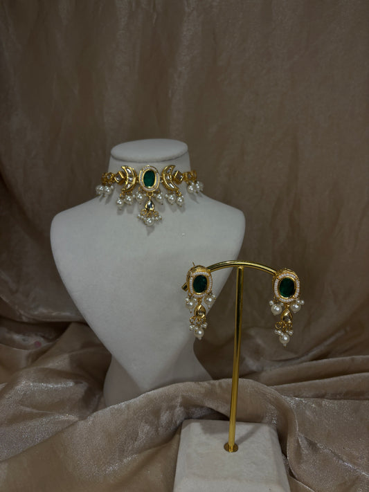 Emerald green kundan choker set