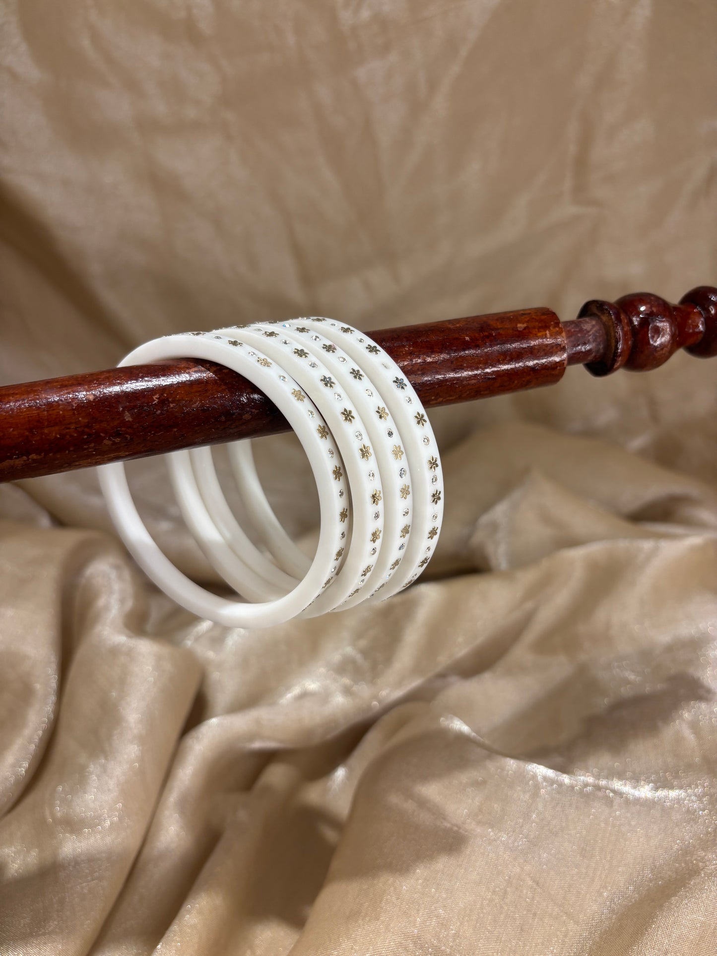 Flower bindi bangle