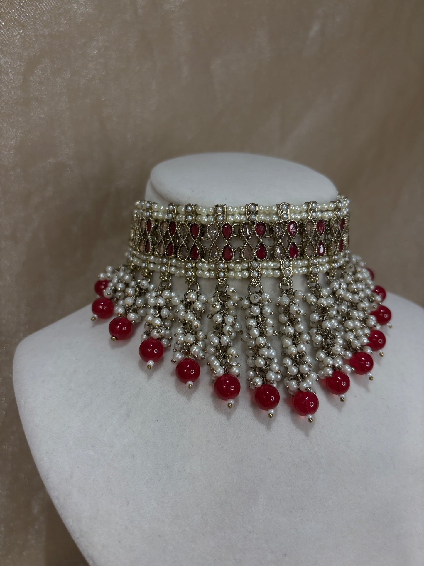 Hot pink statement choker set