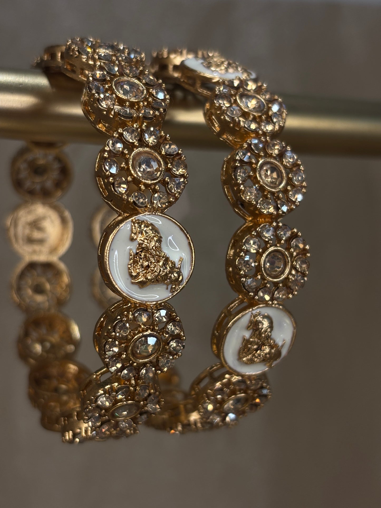 Yellow gold kare