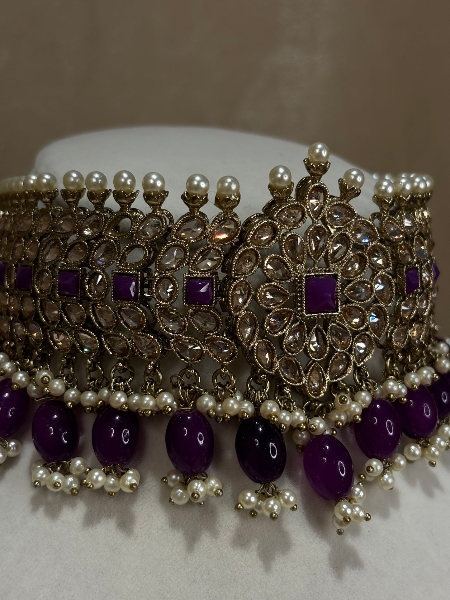 Purple choker set