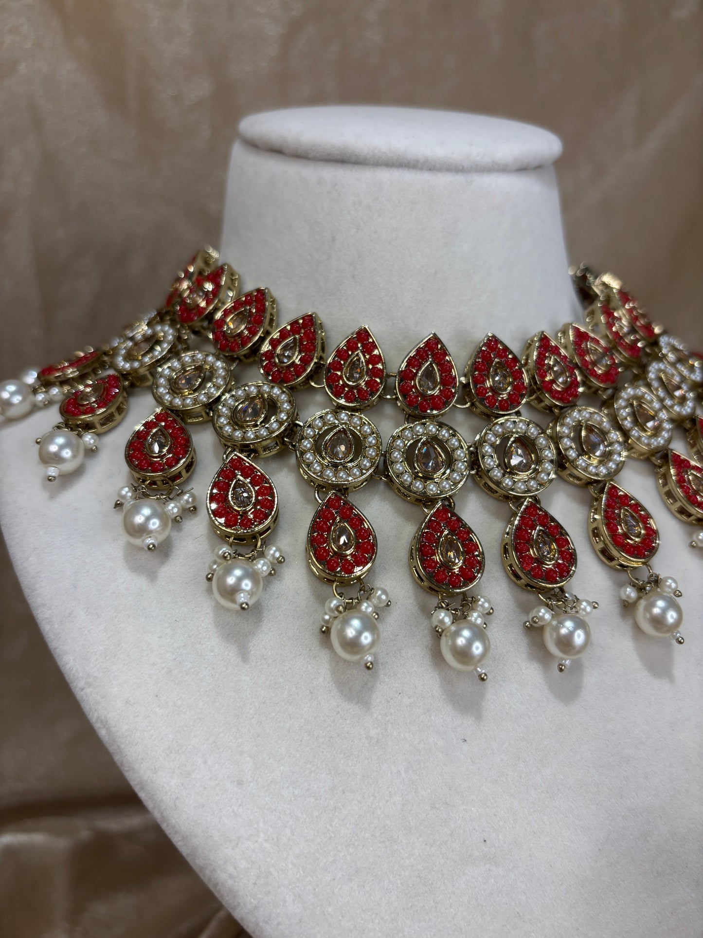 Red statement necklace set