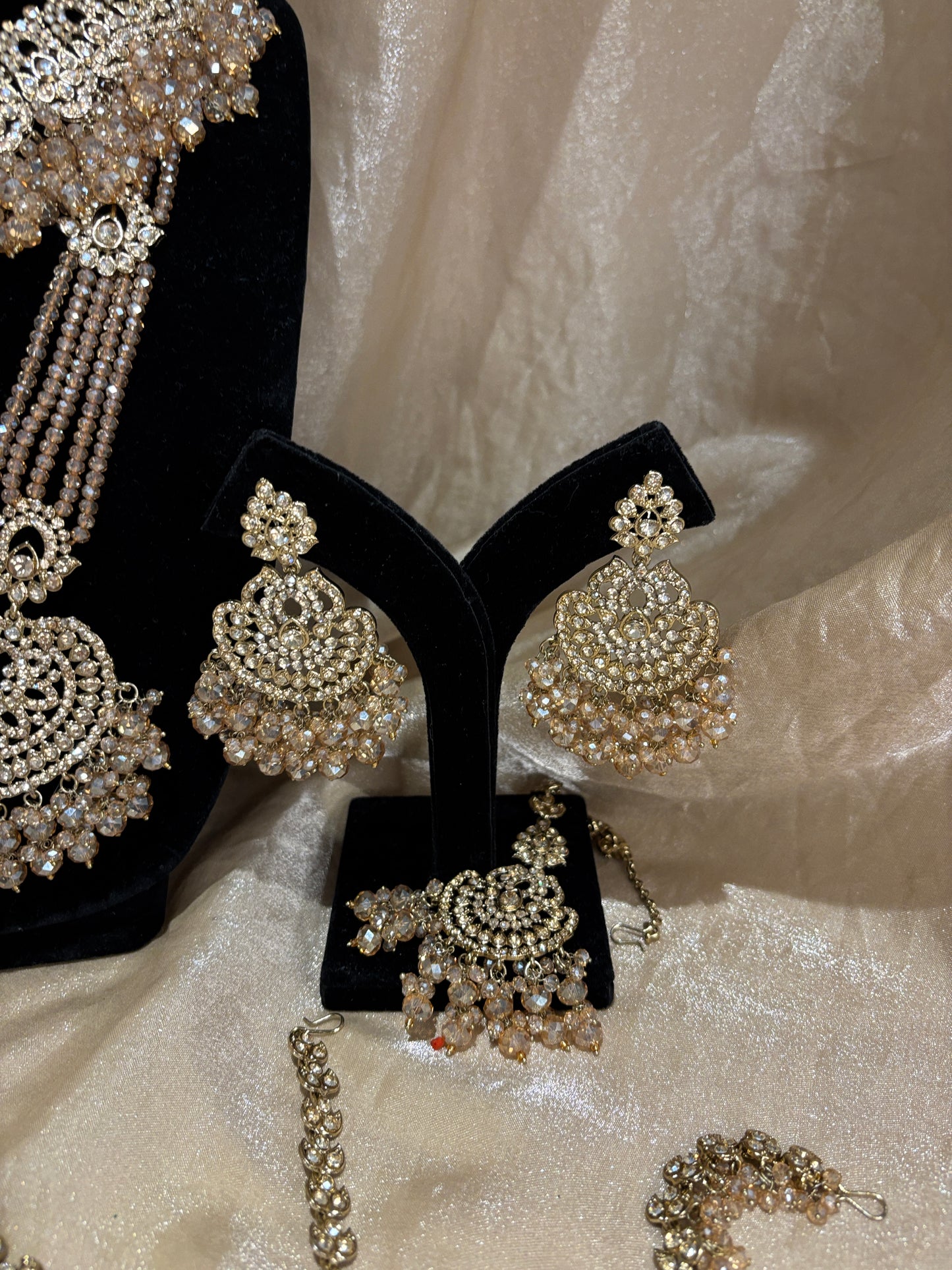 Heavy gold set