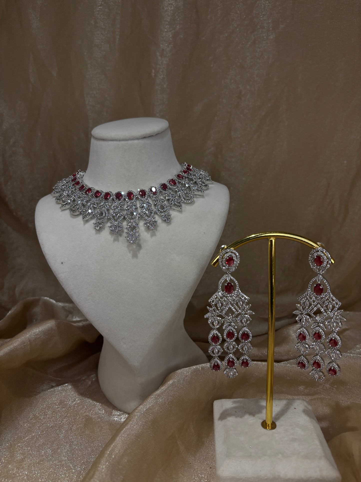 Red necklace set