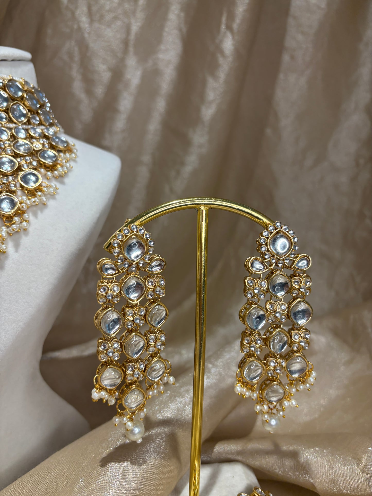Kundan choker set