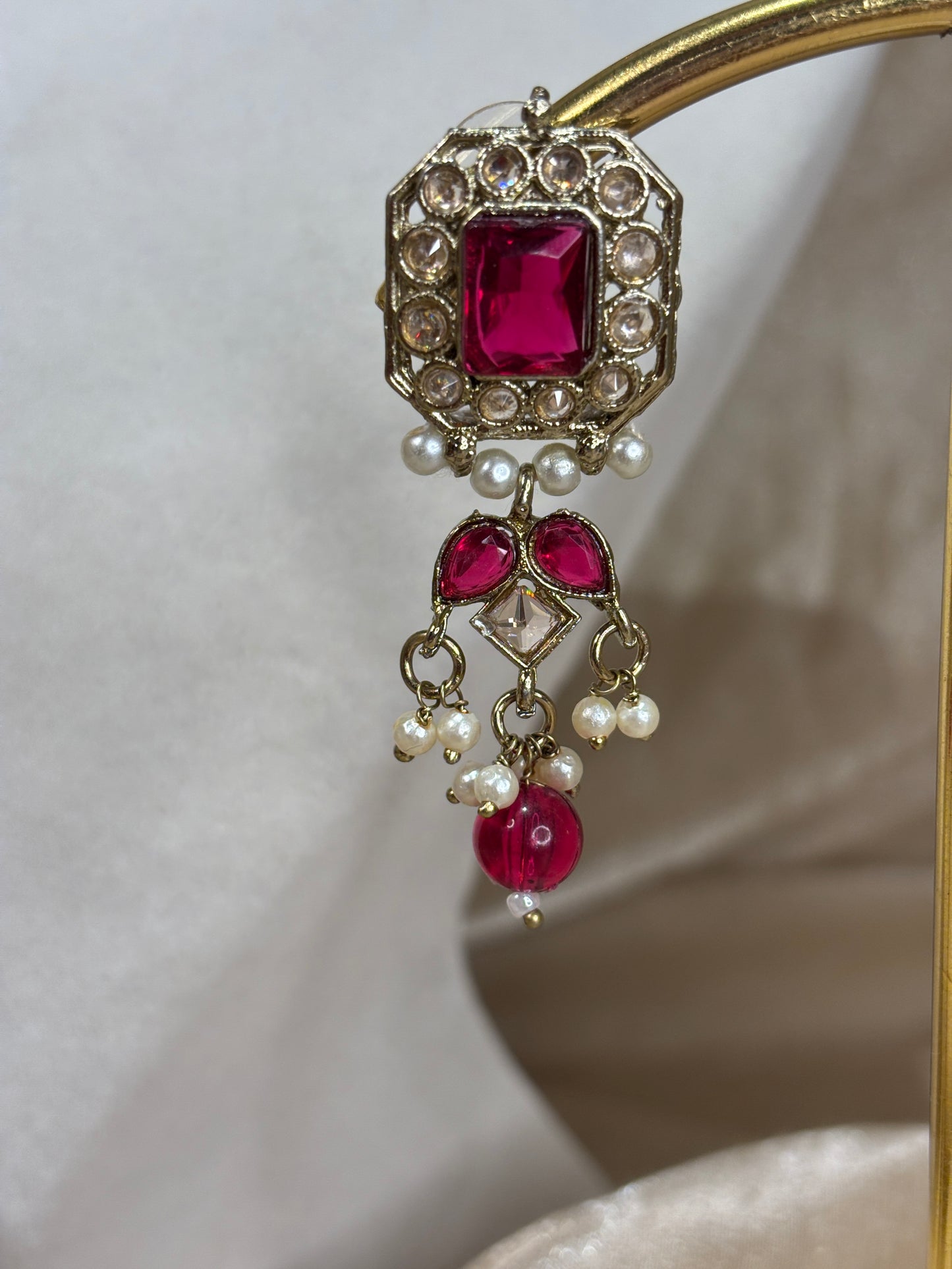 Hot pink choker set