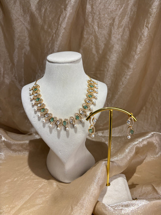 Mint green necklace set