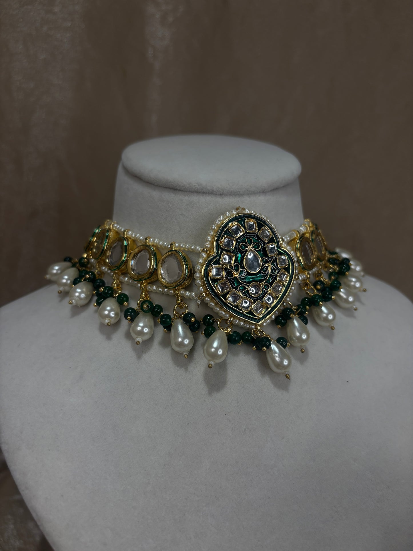 Emerald green kundan choker set