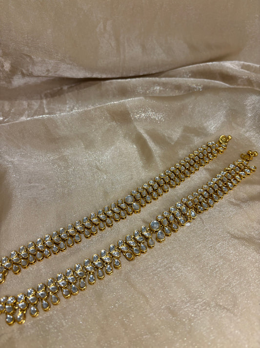 Kundan jhanjaran