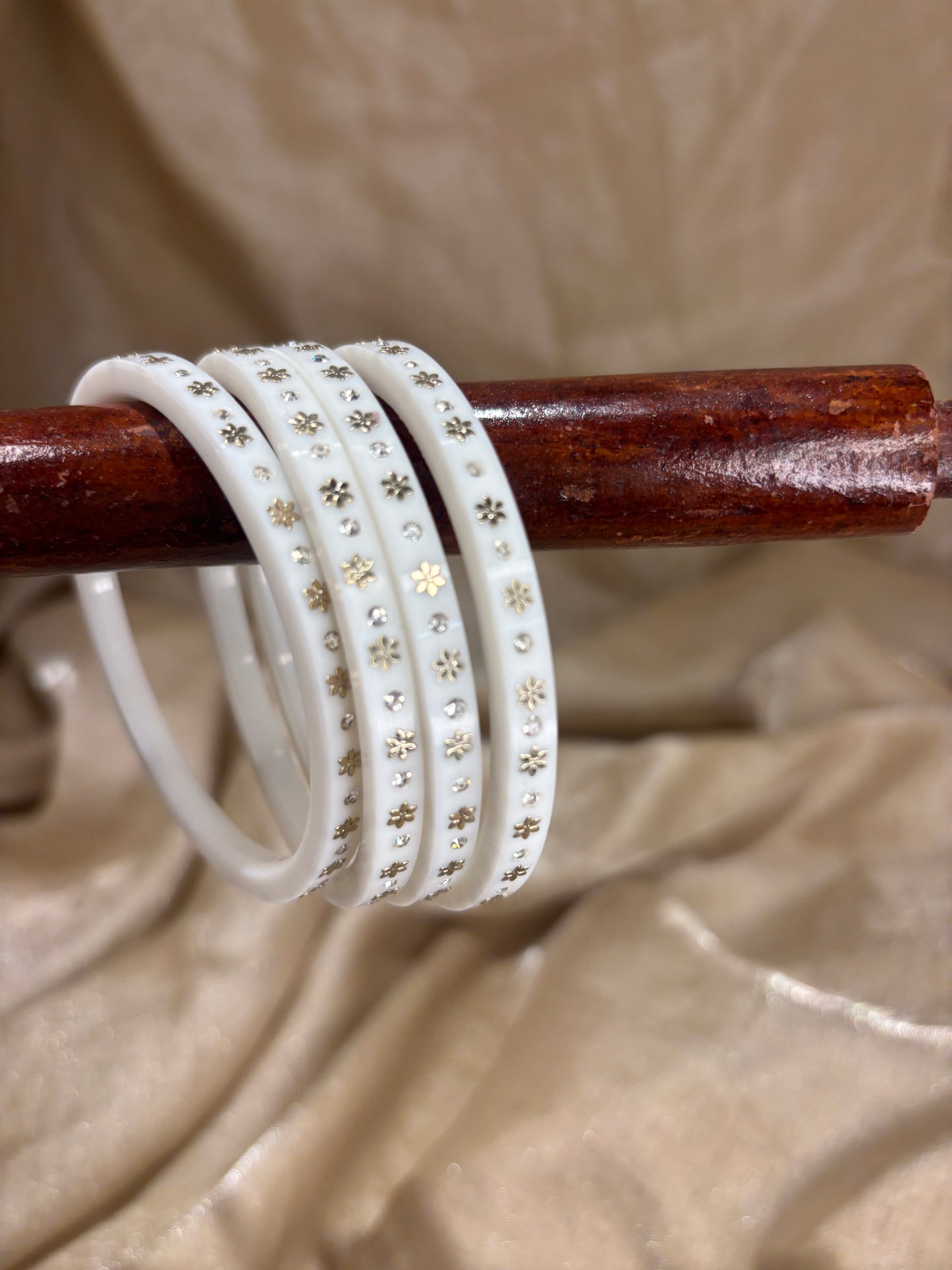 Flower bindi bangle