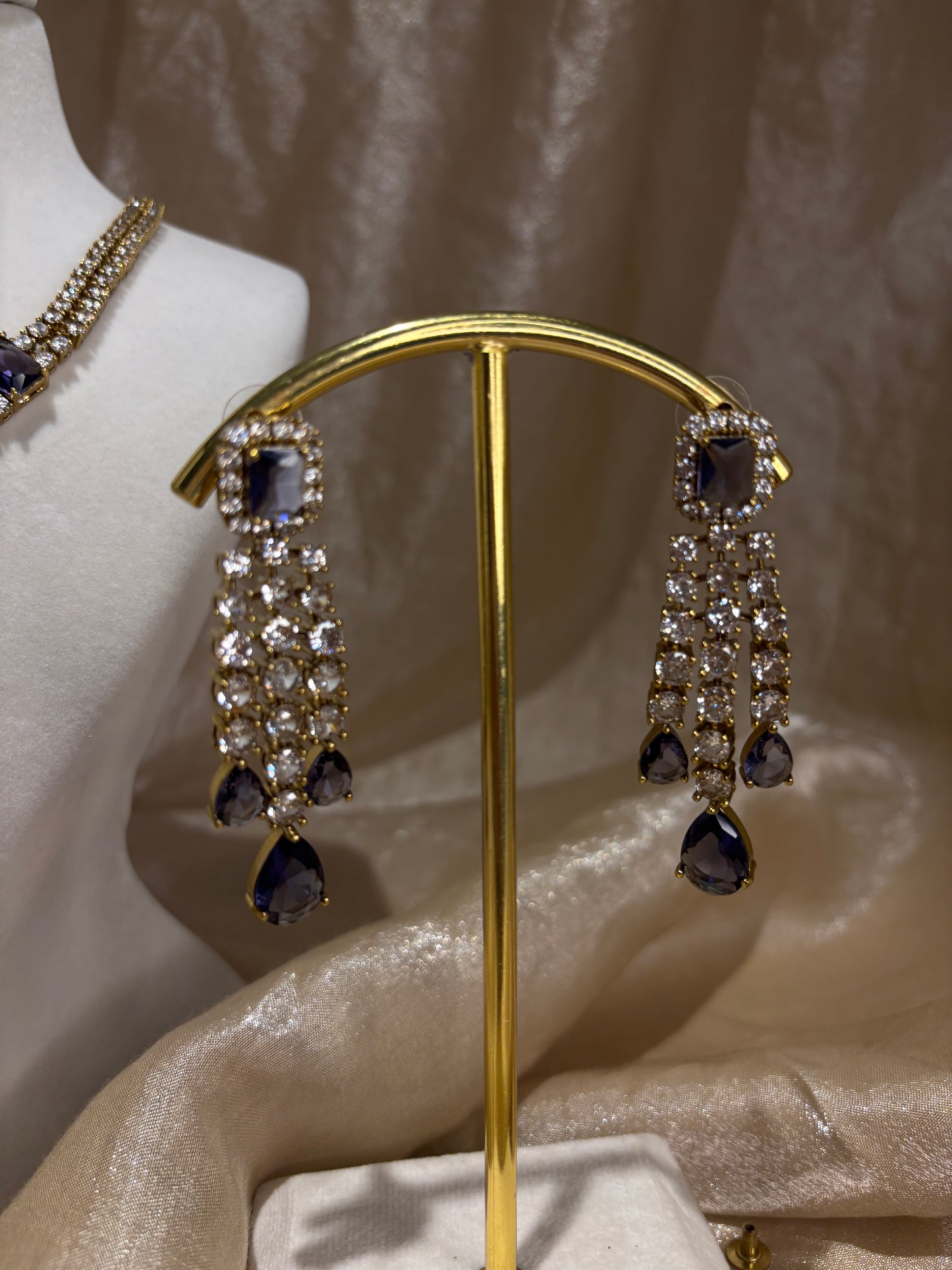 Purple necklace set