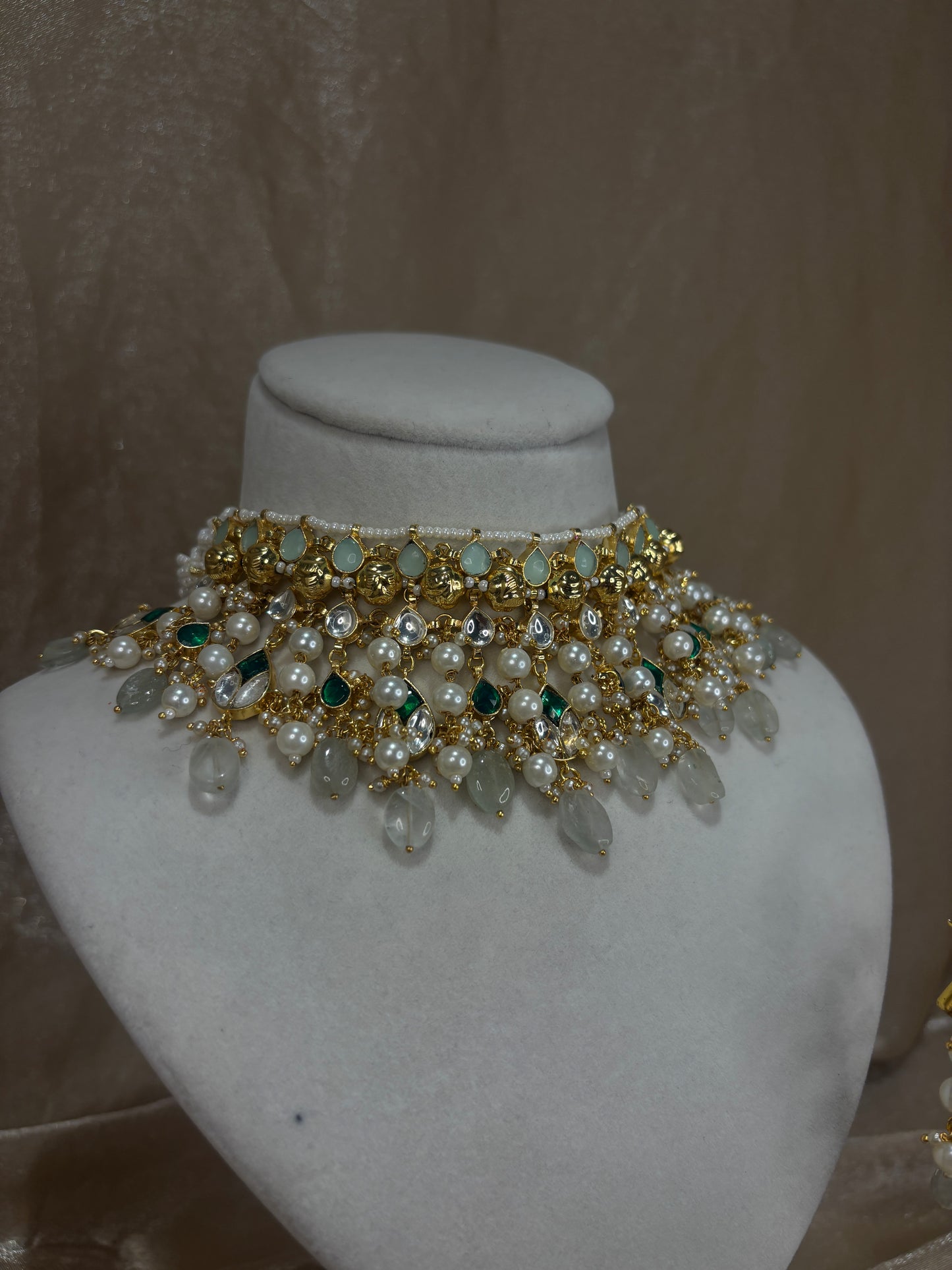 Mint/emerald green choker set