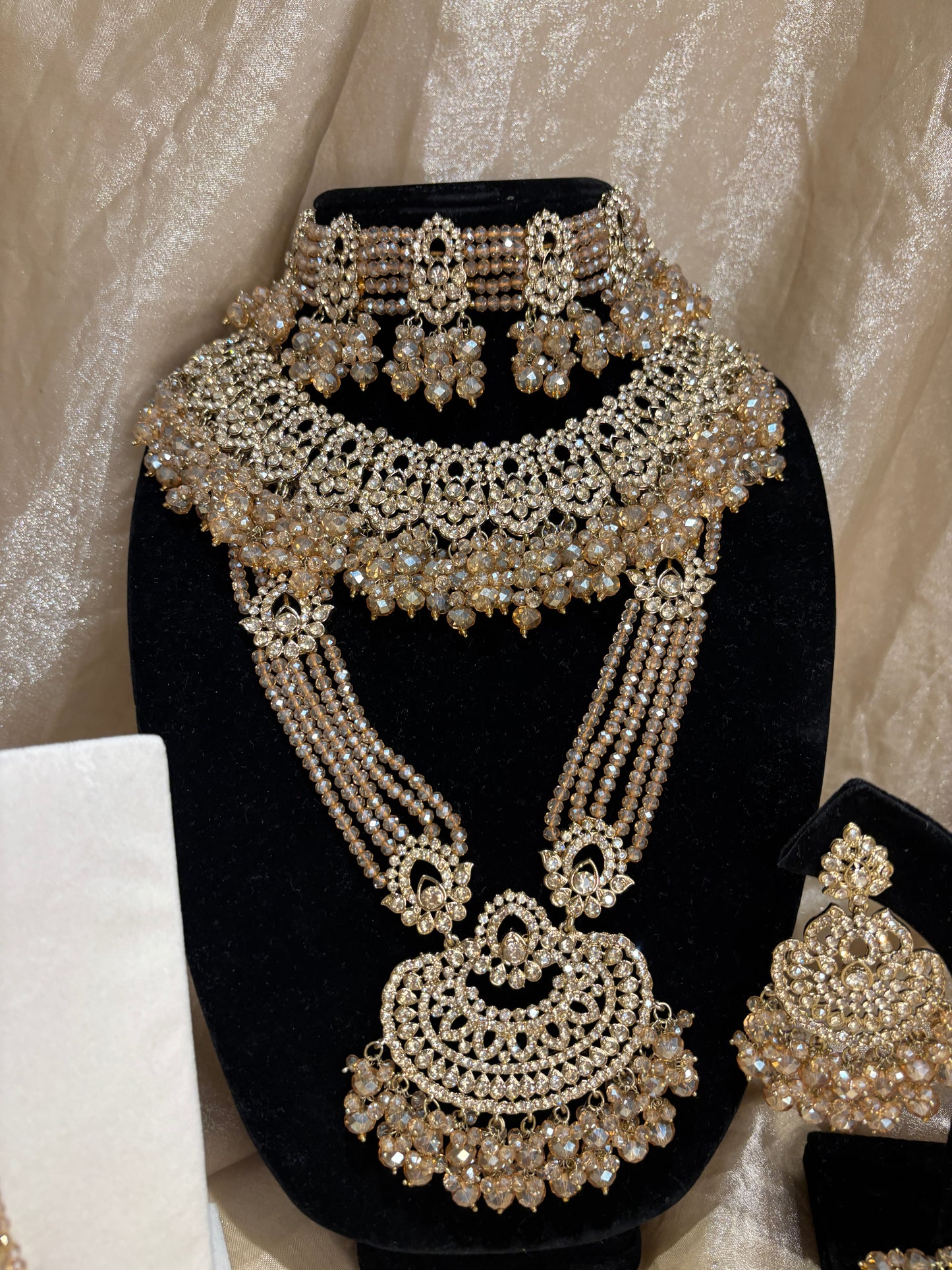 Heavy gold set