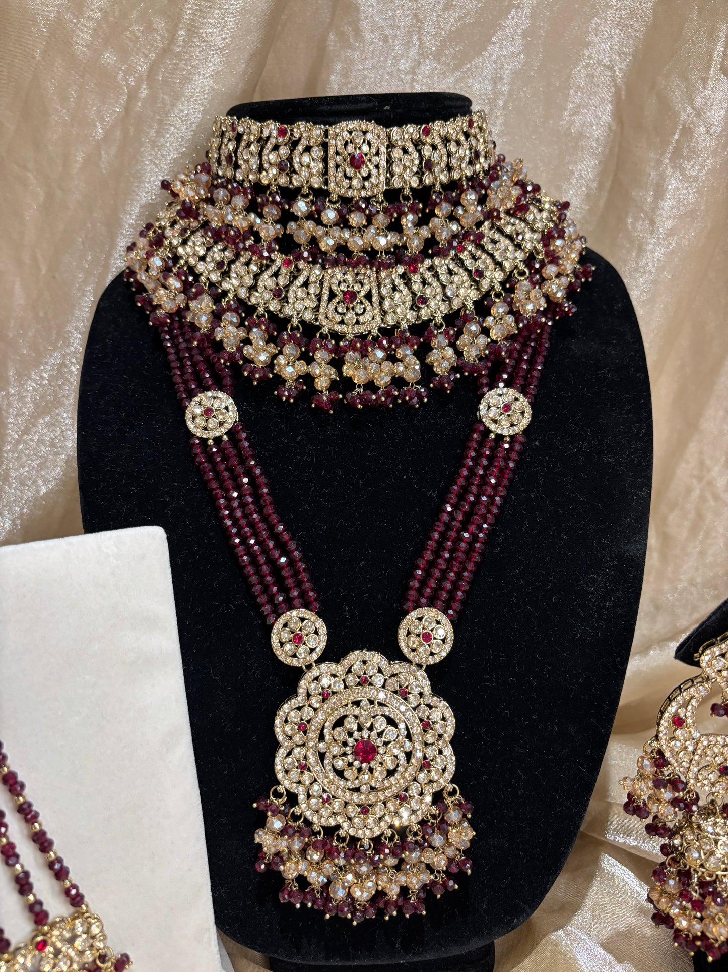 Heavy maroon set