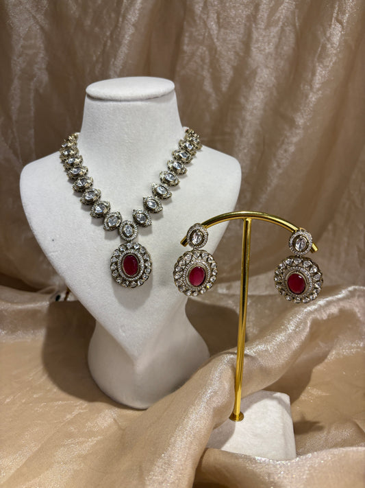 Red necklace set