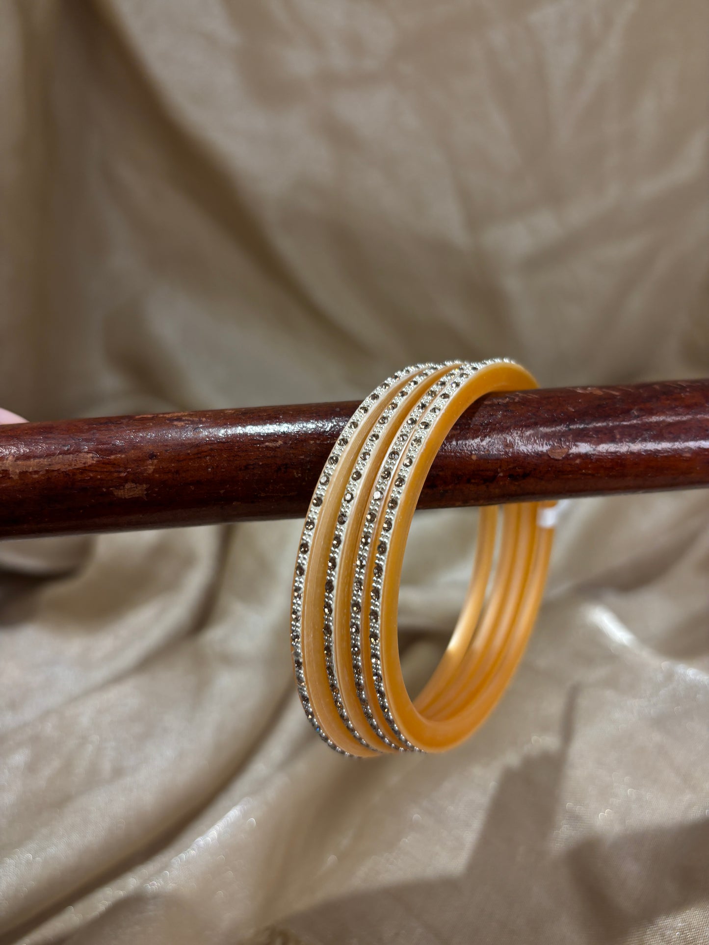 White filler bangles