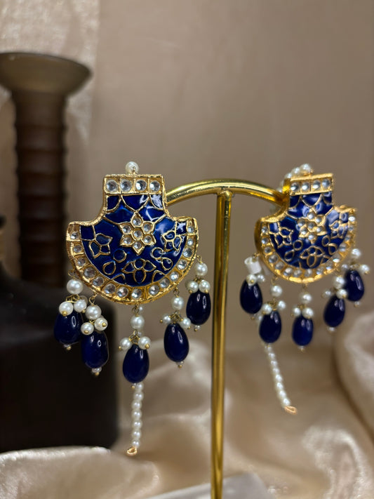 Royal blue thappa kundan studs