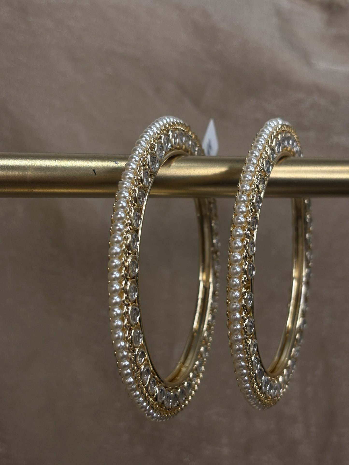 White kundan kare